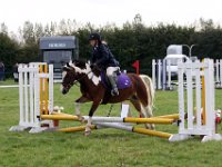 20070930 Shilton Jumping