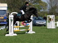 20090419 Shilton Jumping